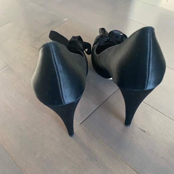 BCBG heels size 9 - Picture 3 of 4